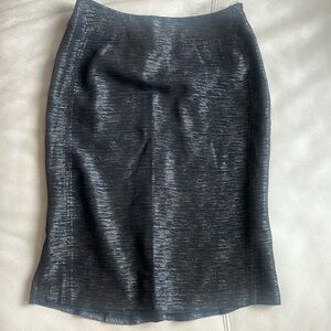 Hilton Hollis chic skirt with fabric imported from Italy size 2